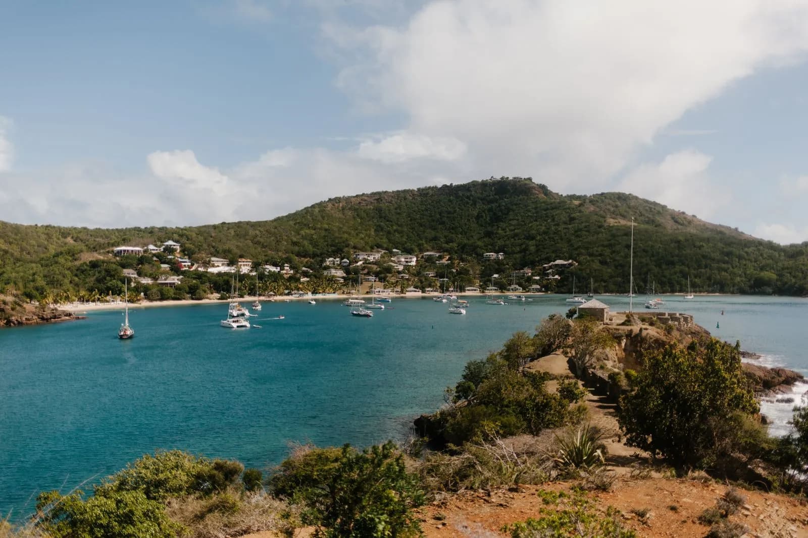 Vivre à Bas du Fort : le quartier marina entre Le Gosier et Pointe-à-Pitre.
